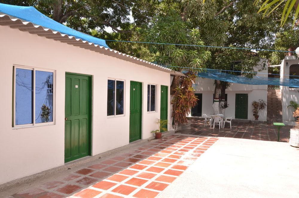 Hotel Vargas Airport Cartagena Dış mekan fotoğraf