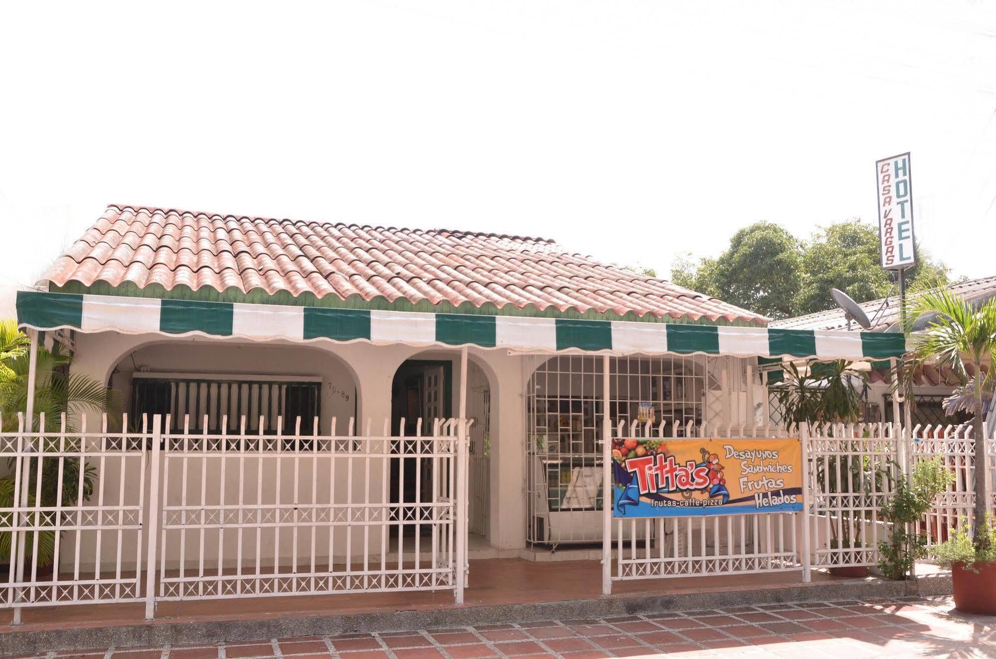 Hotel Vargas Airport Cartagena Dış mekan fotoğraf