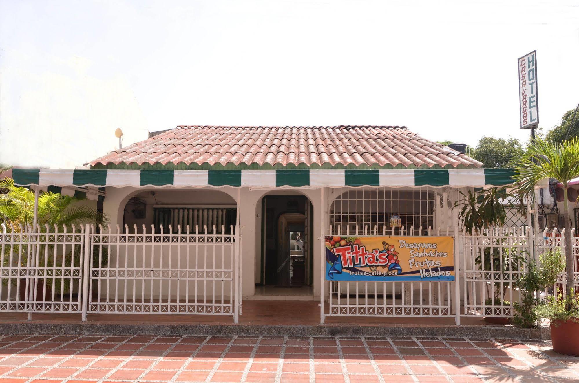 Hotel Vargas Airport Cartagena Dış mekan fotoğraf