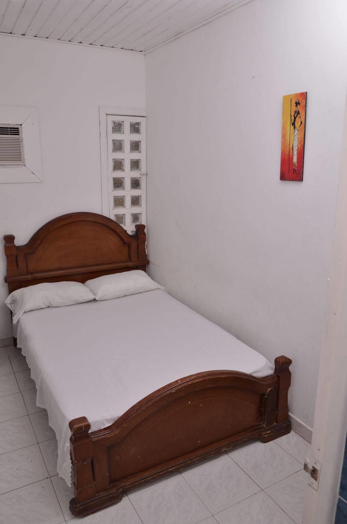 Hotel Vargas Airport Cartagena Dış mekan fotoğraf